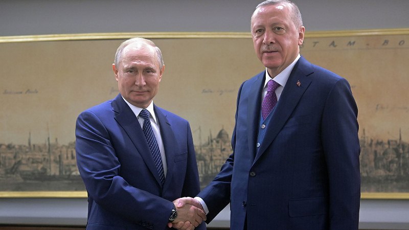 Putin Rusiya-Türkiyə münasibətlərinə mane olan ölkələrdən DANIŞDI