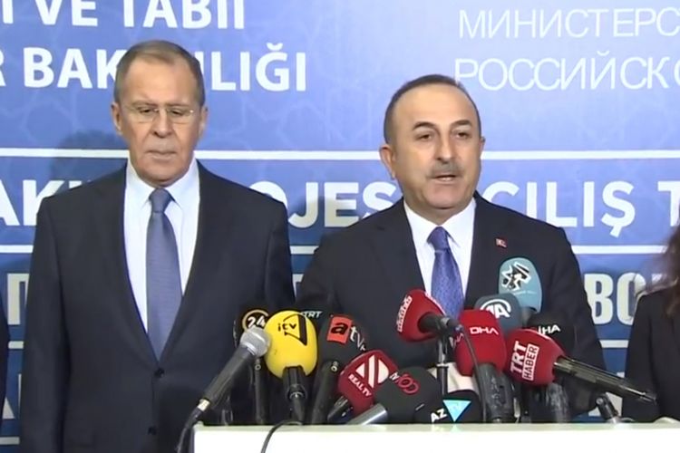 Mövlud Çavuşoğlu ilə Lavrov media qarşısında 