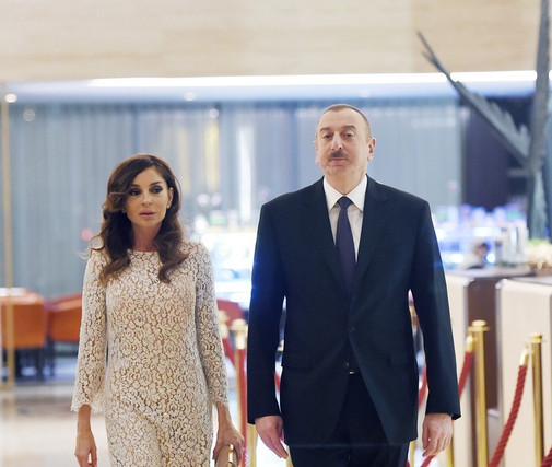 Prezident və xanımı Xoşbəxt Yusifzadənin YUBİLEYİNDƏ