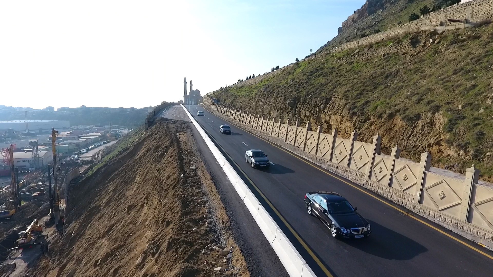 “Bibiheybət yolu”nun tam istifadəyə veriləcəyi vaxt açıqlandı