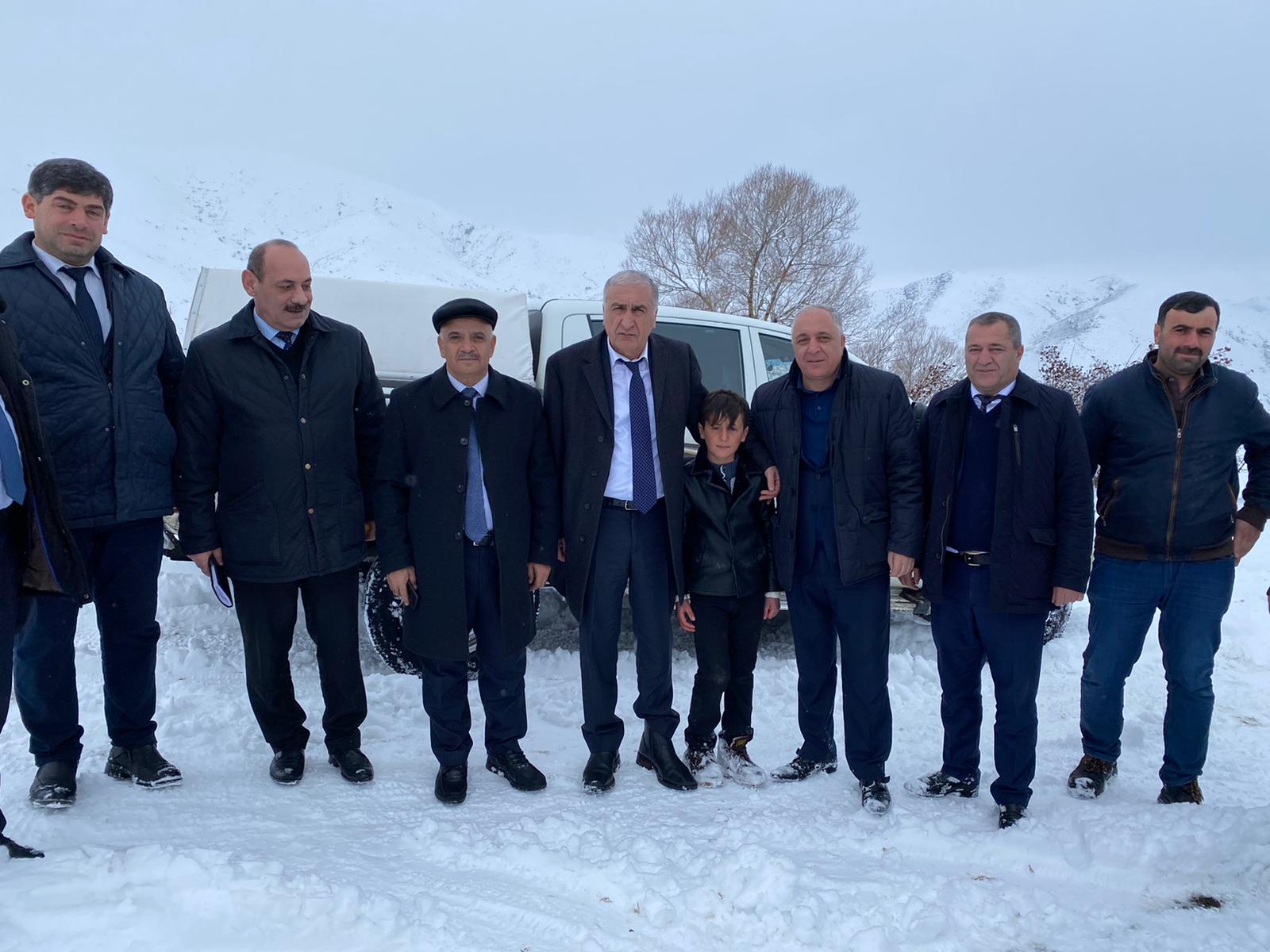 İqbal Məmmədov seçicilərlə görüşlərini davam etdirir - FOTOLAR