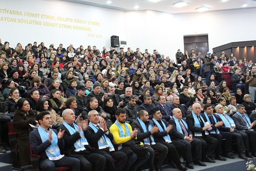 Musa Quliyevin Gəncədə izdihamlı görüşü - FOTO