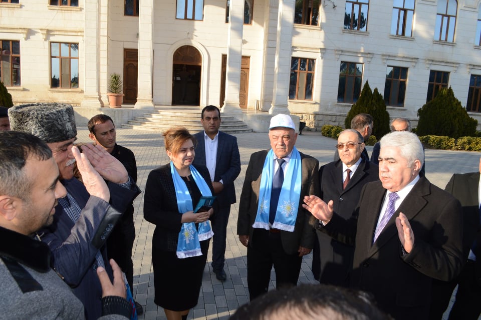 Ağalar Vəliyevin seçicilərlə görüşləri uğurla davam edir - VİDEO