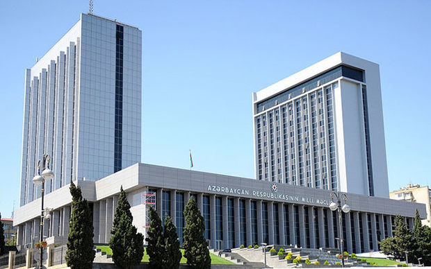 313 NƏFƏR deputatlığa namizədliyini geri götürüb
