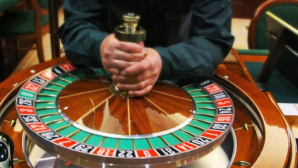 Koronavirus təhlükəsinə görə bütün kazinolar bağlandı