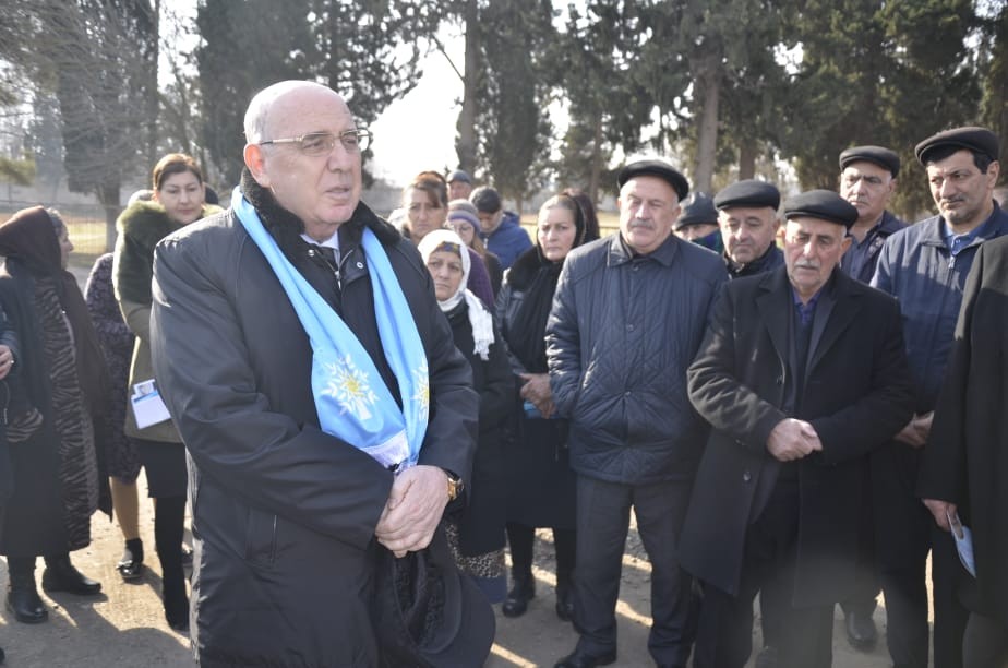 Saatlılar Əhliman Əmiraslanovu dəstəkləyir - FOTOLAR