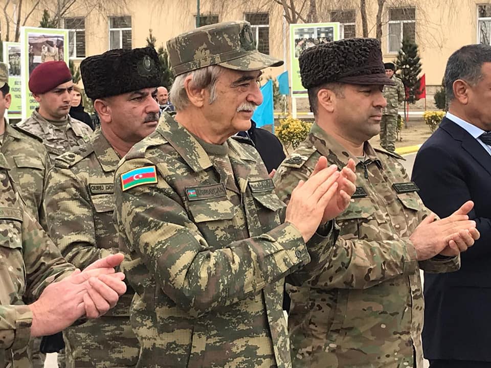 Polad Bülbüloğlu 75 illiyində əsgərlərlə bir arada - FOTOLAR