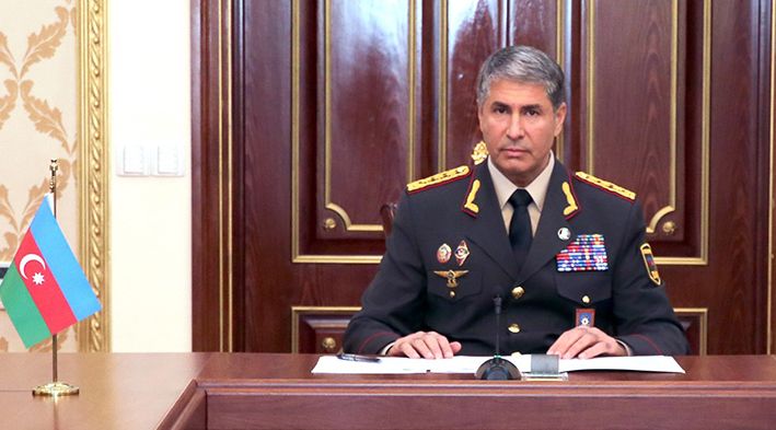Vilayət Eyvazov polis rəisini işdən çıxardı