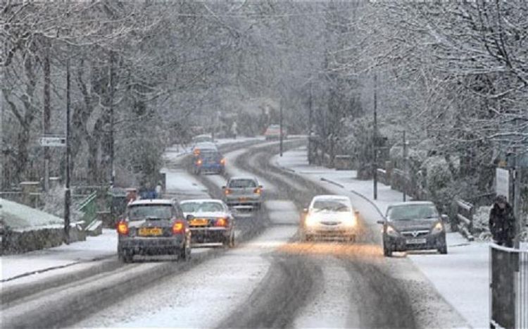 Hava ilə bağlı xəbərdarlıq: Qar yağacaq, yollar buz bağlayacaq