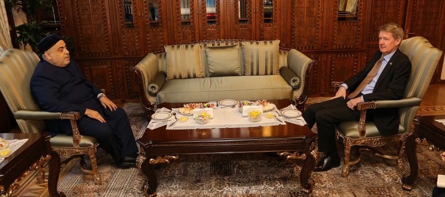 Allahşükür Paşazadə Britaniya səfiri ilə görüşdü