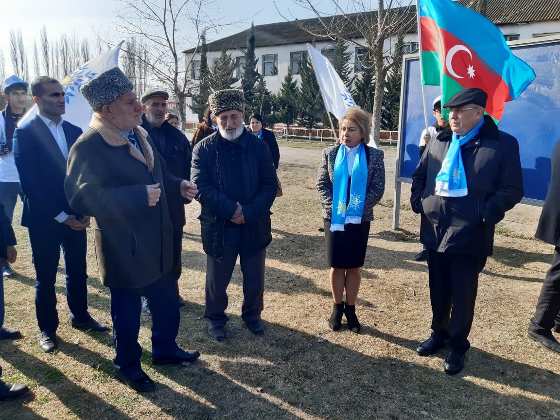 Əhliman Əmiraslanov daha 3 kənddə seçicilərlə görüşdü