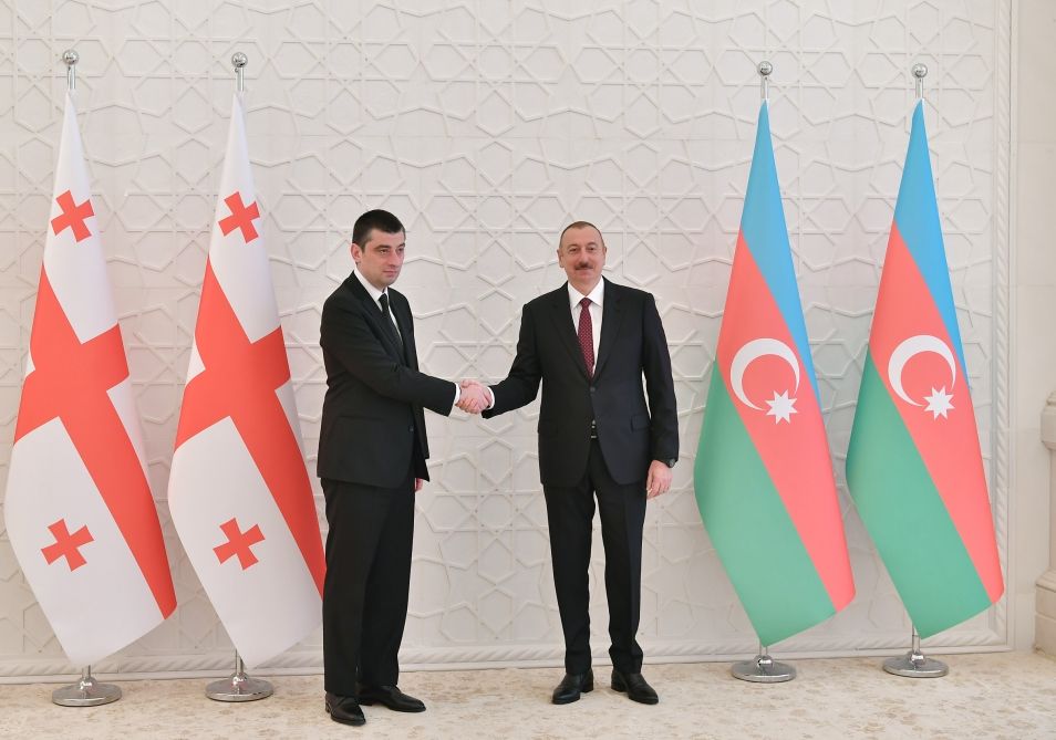 Gürcüstanın Baş naziri İlham Əliyevə zəng vurdu