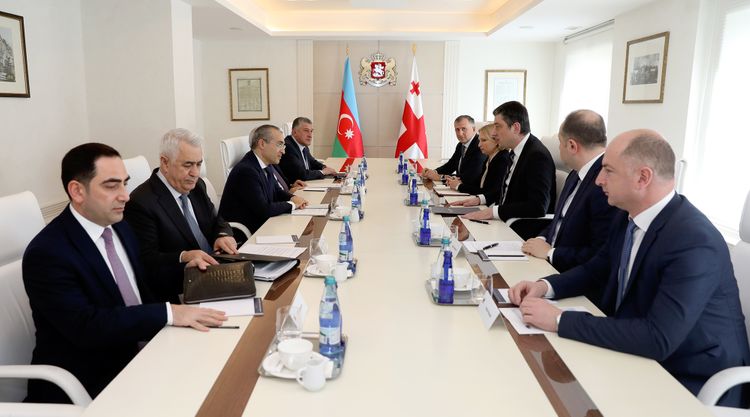 Gürcüstanla Azərbaycan arasında əlaqələr sürətlə inkişaf edir