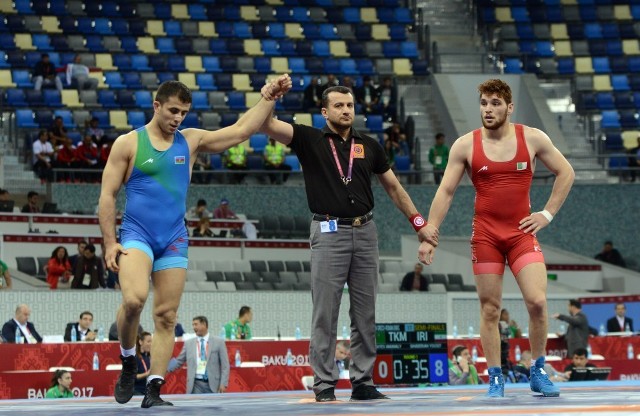 Azərbaycan güləşçisi Avropa çempionatının finalına vəsiqə qazandı 