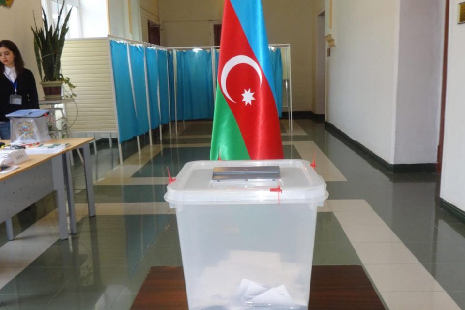 Şahin İsmayılovun qalib olduğu dairənin nəticələri DSK-ya göndərildi