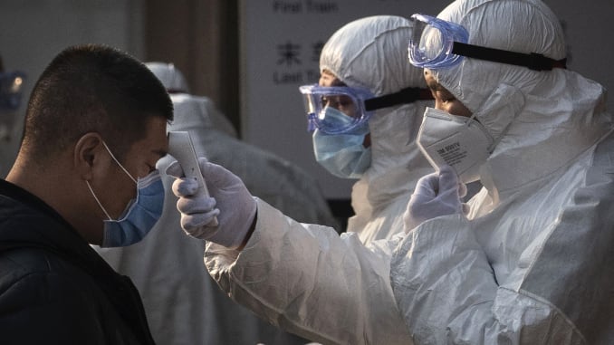 Çində koronavirusdan ölənlərin sayı artır