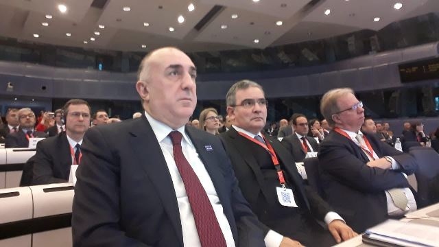 Azərbaycanlı köçkünlərin problemi Beynəlxalq Konfransda qaldırıldı