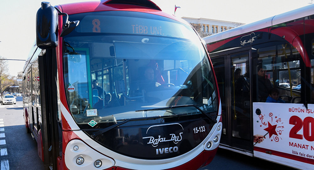Sədərəkdəki yanğın avtobusların hərəkətini məhdudlaşdırdı