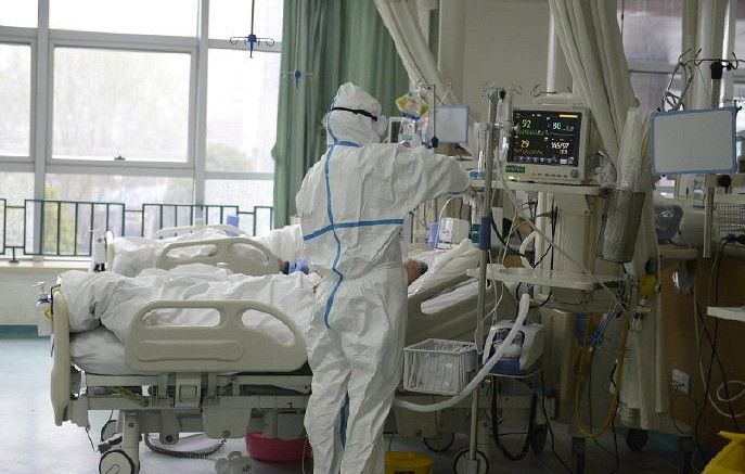 İranda koronavirusa yoluxanların sayı durmadan artır