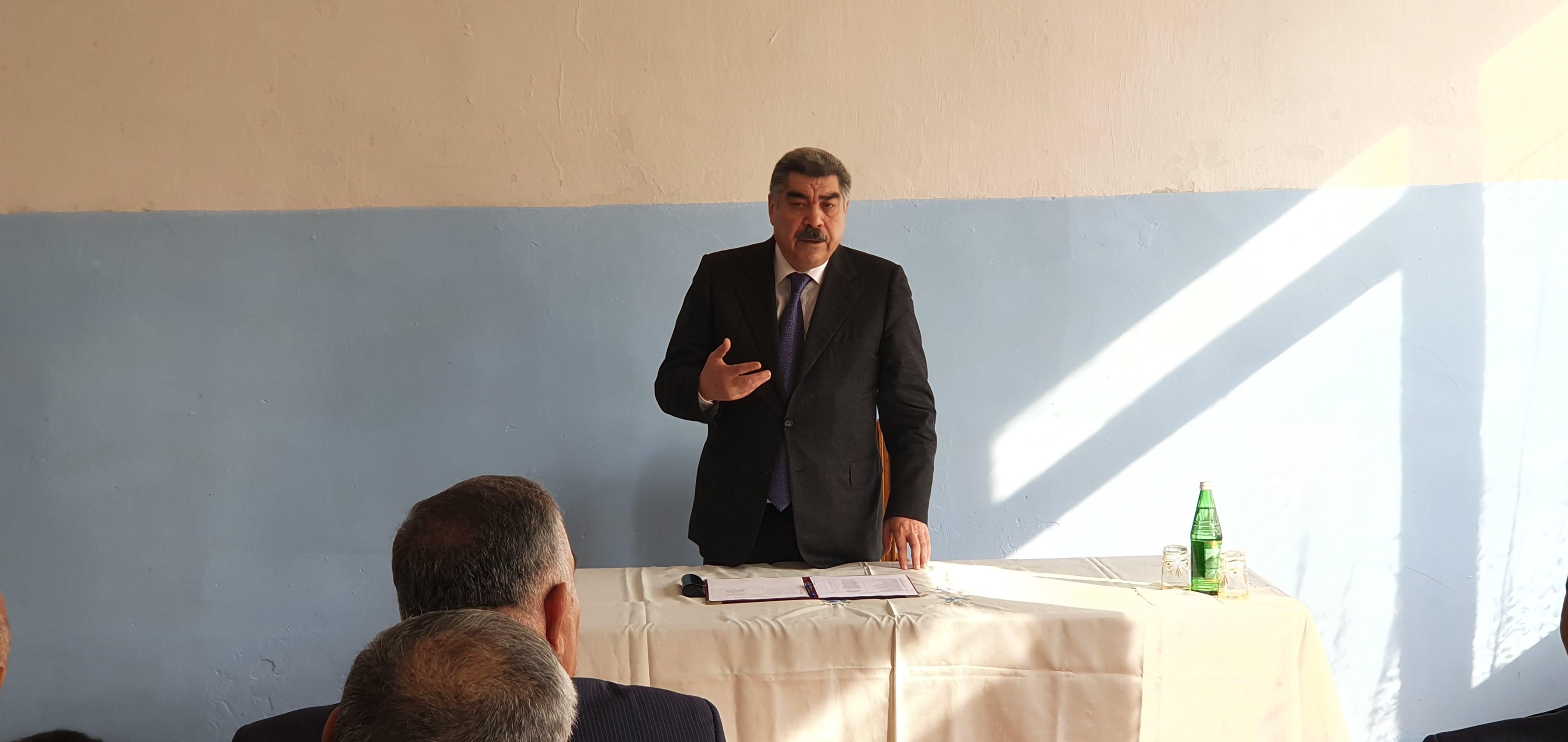 Rüstəm Xəlilov Talış kəndinin sakinlərilə görüşüb - FOTO