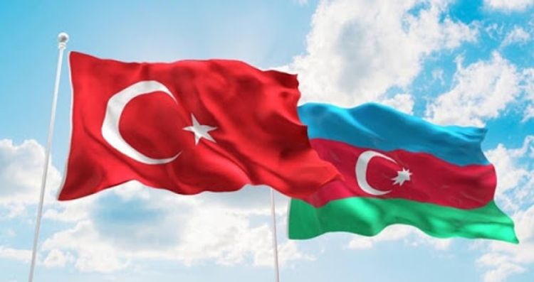 Türkiyə və Azərbaycan vətəndaşlarının vizasız qalma müddəti uzadılır