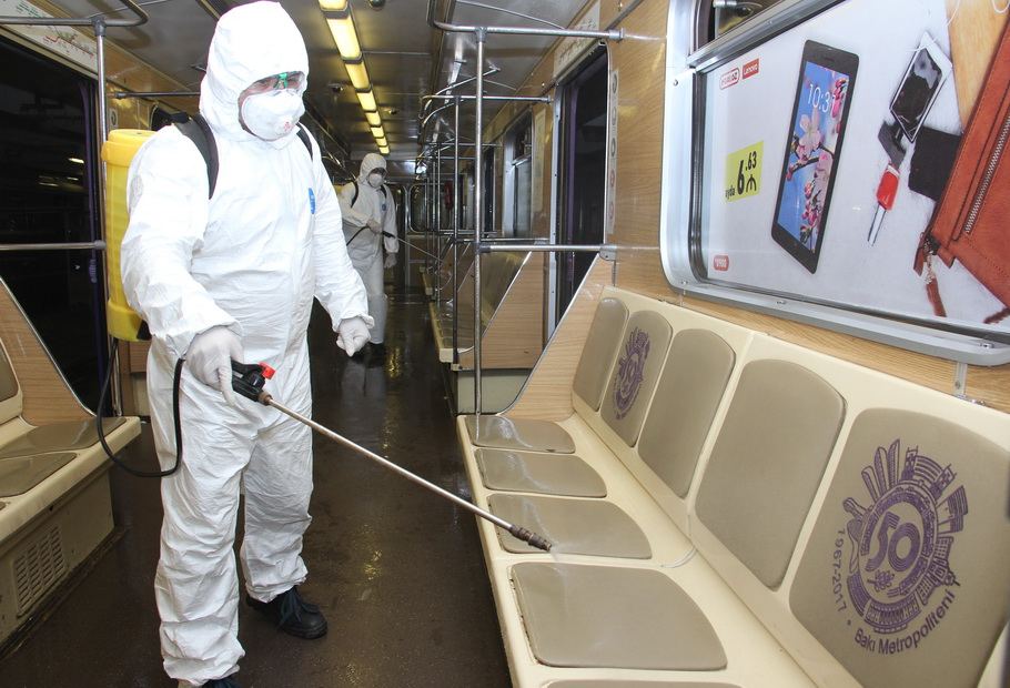 Bakı metrosu koronavirusa qarşı dezinfeksiya edilir
