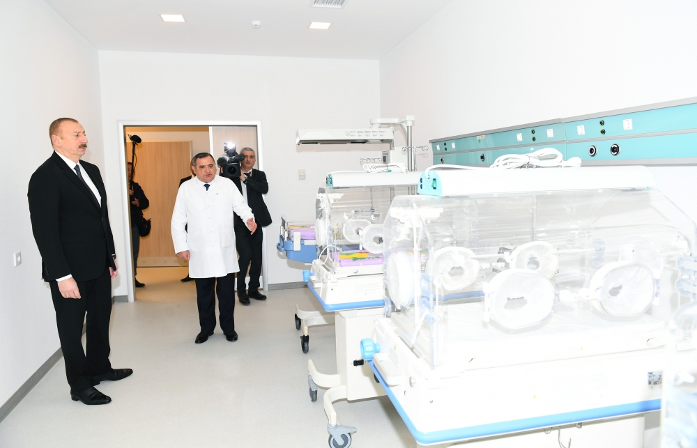 “Xəstələrə həm diqqət və qayğı, həm də keyfiyyətli tibbi xidmət göstərilməlidir” - Prezident