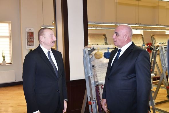 İlham Əliyev “Azərxalça” ASC-nin Tovuz filialının fəaliyyəti ilə tanış oldu