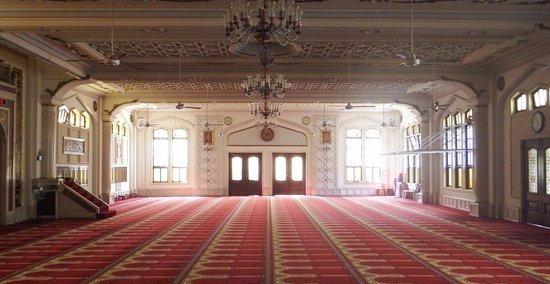 Koronavirusa görə məscidlər bağlandı