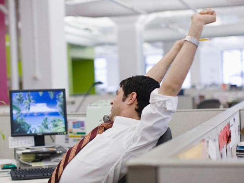 Bu ölkədə 4 günlük iş həftəsi test olunur