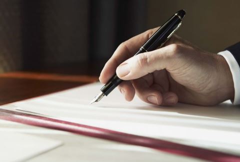 Azərbaycanda bu qadınlara fəxri adlar verildi - SİYAHI