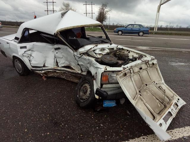 Biləsuvarda yol qəzası: 1 ölü, 2 yaralı