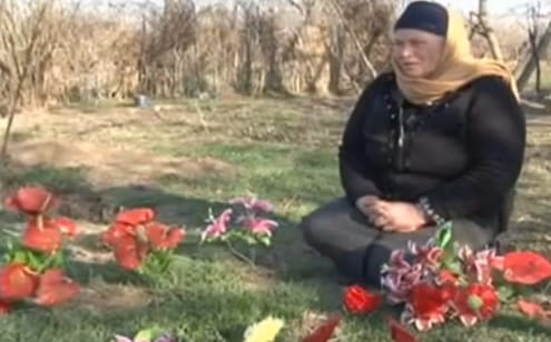 8 martı gözləməyən qadınlar . . .