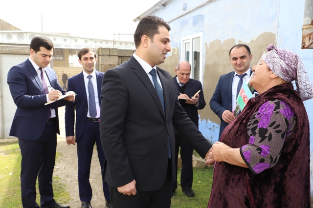 İcra başçısı şəhid analarını ziyarət edib - FOTO