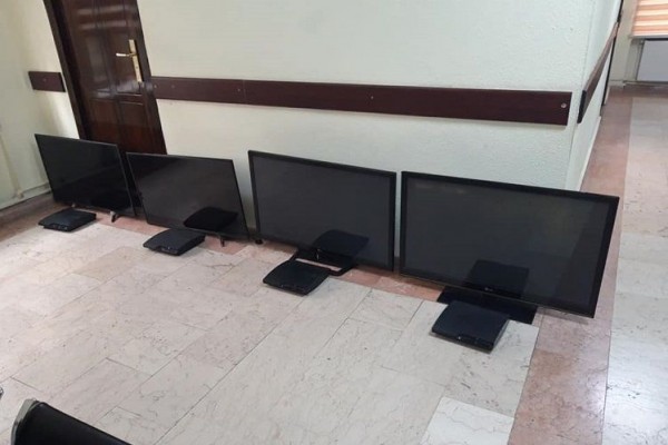 Şəmkirdə internet klubdan 6500 manatlıq oğurluq edildi