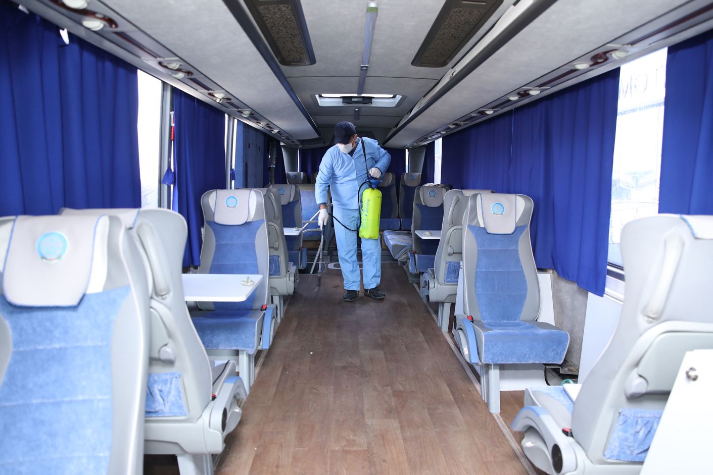 4498 avtonəqliyyat vasitəsi dezinfeksiya olunub