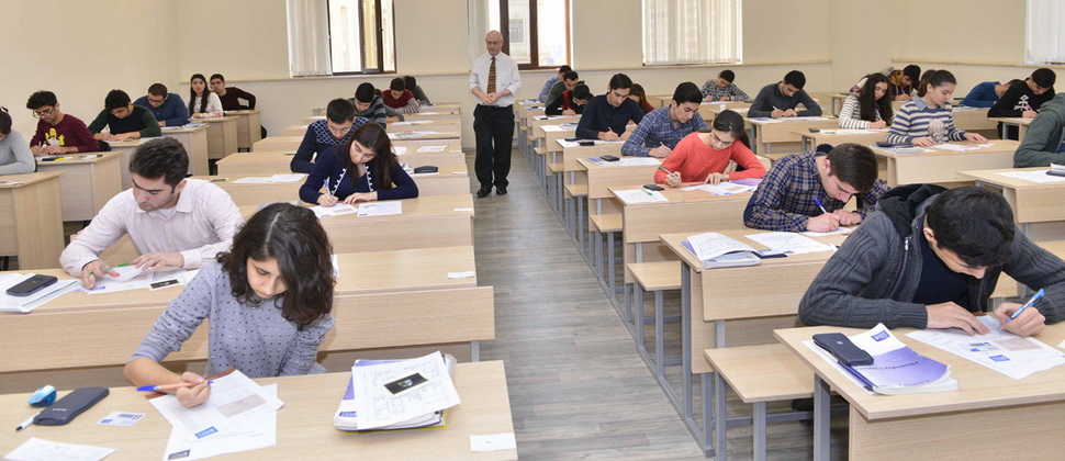 Azərbaycanda daha bir imtahan təxirə salındı