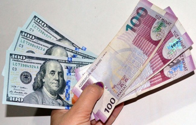 Martın 11-də dolların manata qarşı məzənnəsi