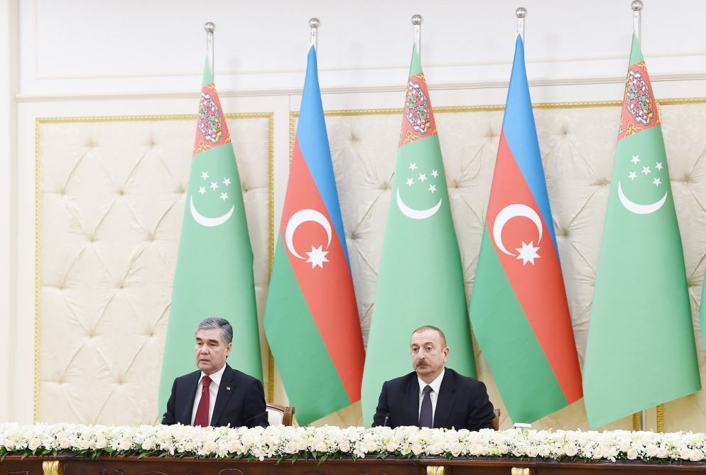 “Bizim köklərimiz ortaq, dilimiz birdir” - Qurbanqulu Berdiməhəmmədov