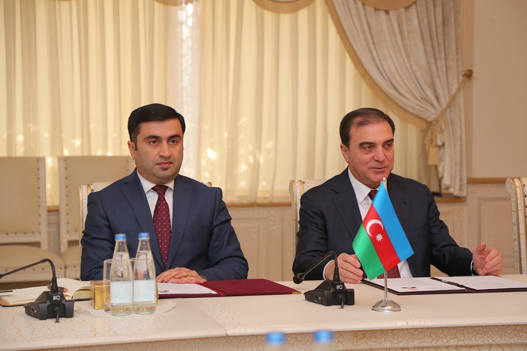 Gəncənin icra başçısı Argentina səfiri ilə görüşüb