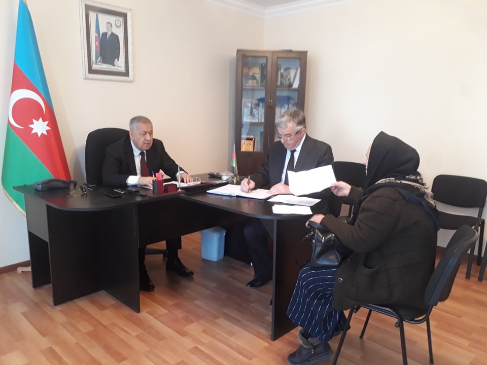 Vahid Əhmədov seçicilərlə görüş keçirən ilk deputat oldu