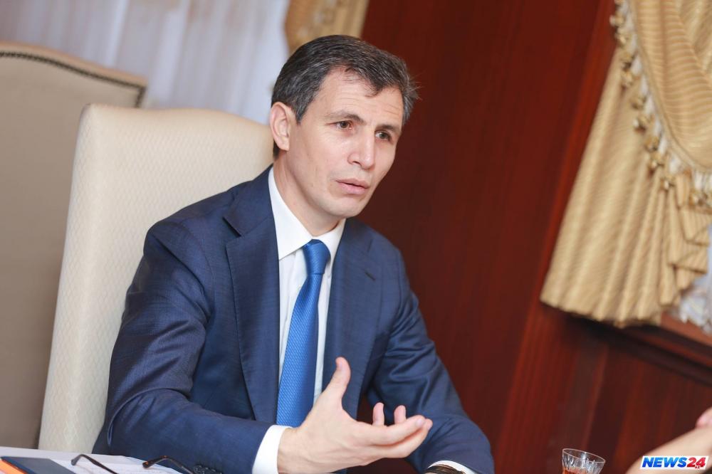 Zahid Oruc parlamentin keçmiş fəaliyyətini TƏNQİD ETDİ