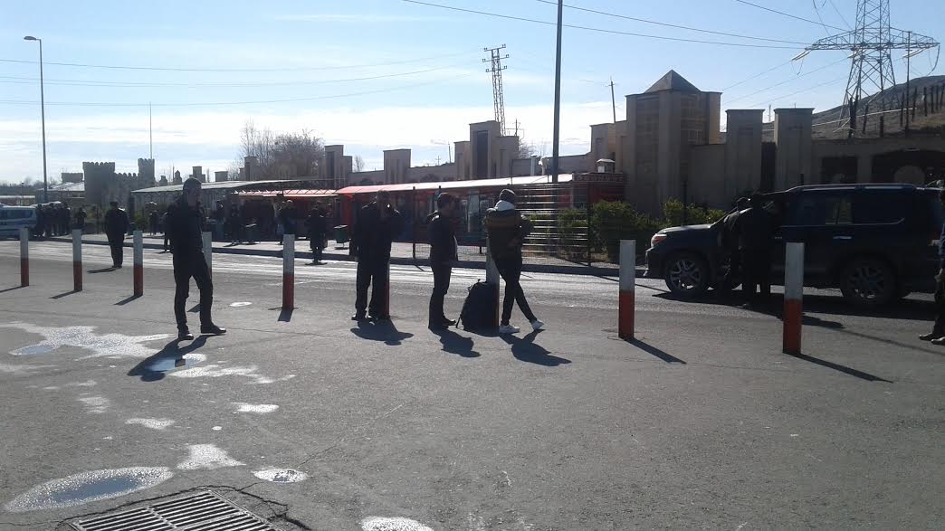 “Qırmızı Körpü”də koronavirusla bağlı əhali üçün hansı qabaqlayıcı tədbirlər görülür - FOTOLAR