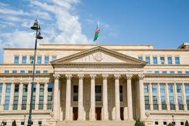 Ali Məhkəməyə müraciət etmək istəyənlərə XƏBƏRDARLIQ