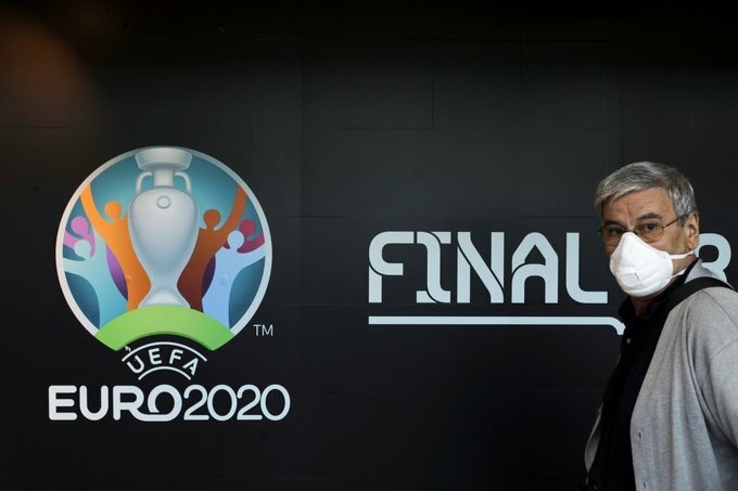 UEFA AVRO-2020-ni təxirə saldı