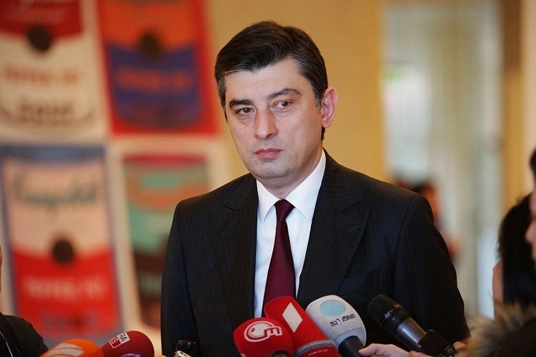 Baş nazir virusun artıq ölkə ərazisində yayıldığını etiraf etdi
