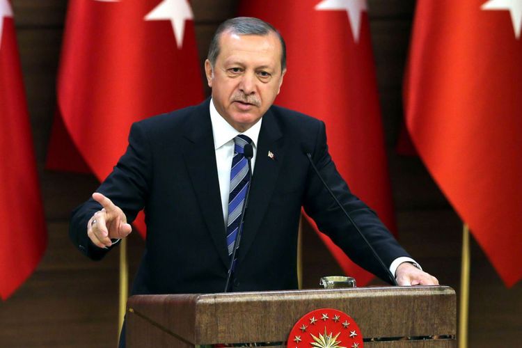 Ərdoğan xalqa səsləndi: “Evinizdən çıxmayın”