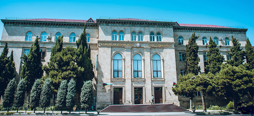 Ədliyyə Nazirliyi notariat xidmətlərilə əlaqədar əhaliyə müraciət etdi