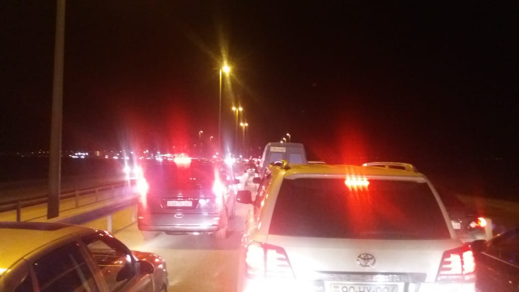 Bakının girişində böyük tıxac yarandı - FOTO