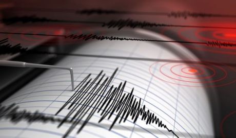 İndoneziyada 5.8 bal gücündə zəlzələ baş verib